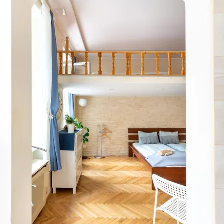 Apartment D52 Dozsa *