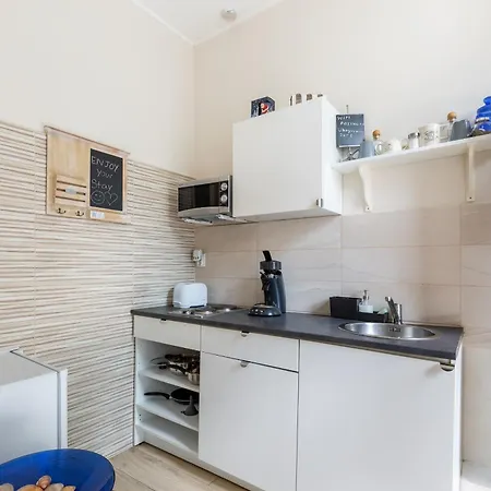 D52 Dozsa Apartment Budapest